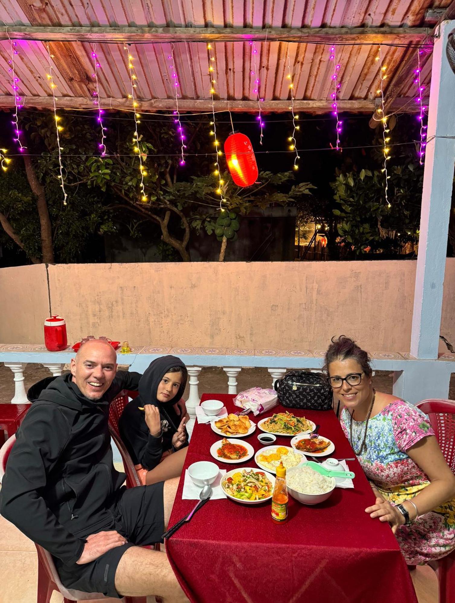 Tân Hiệ Homestay Van Duc Cu Lao Cham מראה חיצוני תמונה